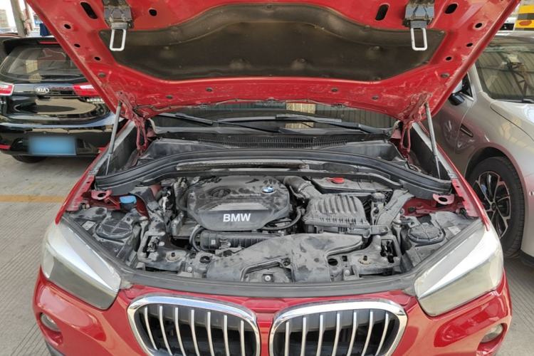 Used BMW X1 2016 sDrive18Li Fashion Model Engine Bay