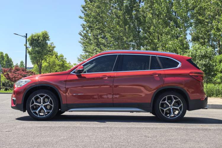 Used BMW X1 2016 sDrive20Li Luxury Model Exterior 7