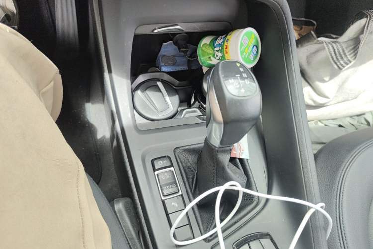 Used BMW X1 2016 sDrive18Li Premium Edition Gear Lever