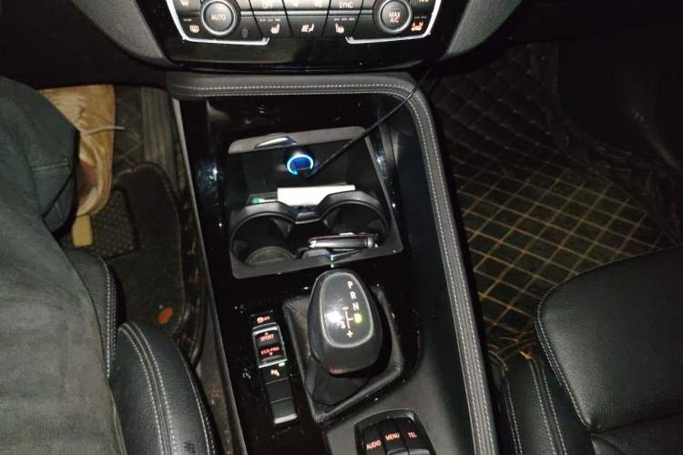 Used BMW X1 2016 sDrive18Li Luxury Model Gear Lever