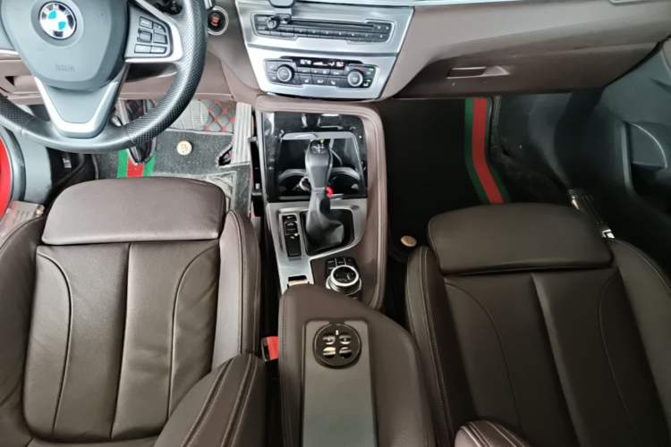 Used BMW X1 2016 sDrive20Li Luxury Model Gear Lever