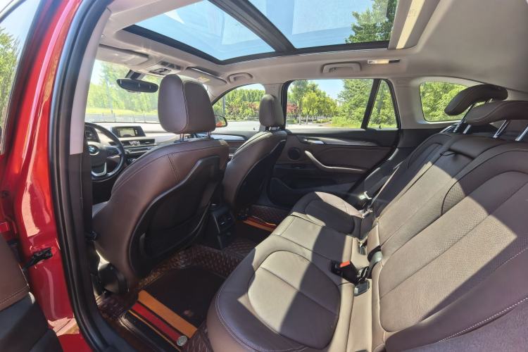 Used BMW X1 2016 sDrive20Li Luxury Model Interior 3