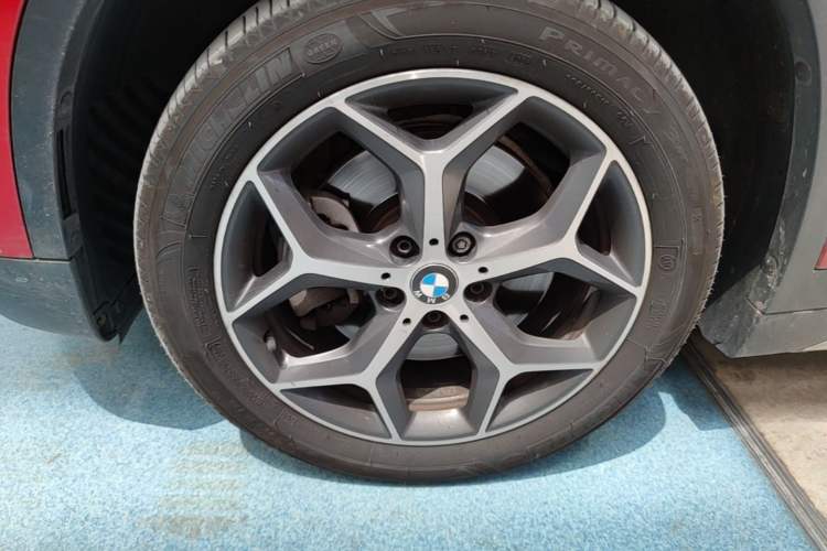 Used BMW X1 2016 sDrive20Li Luxury Model Left Front Wheel Hub