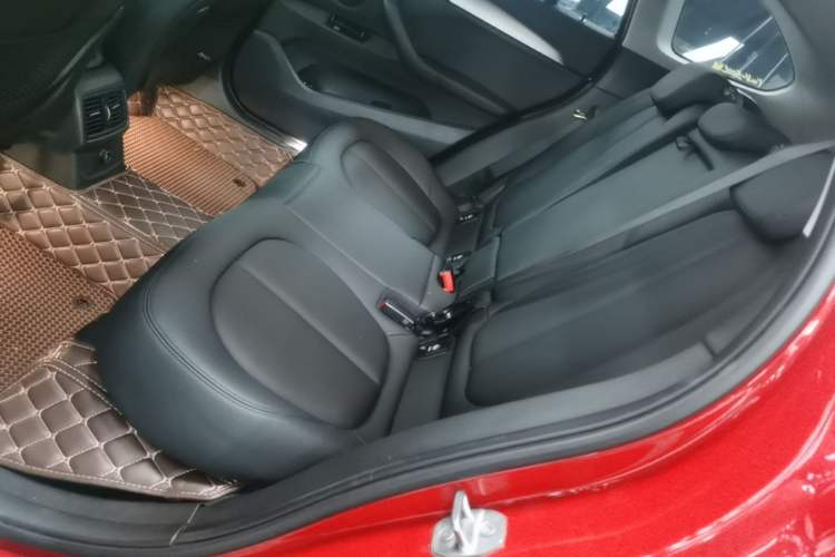 Used BMW X1 2016 sDrive18Li Fashion Model Left Rear Seat