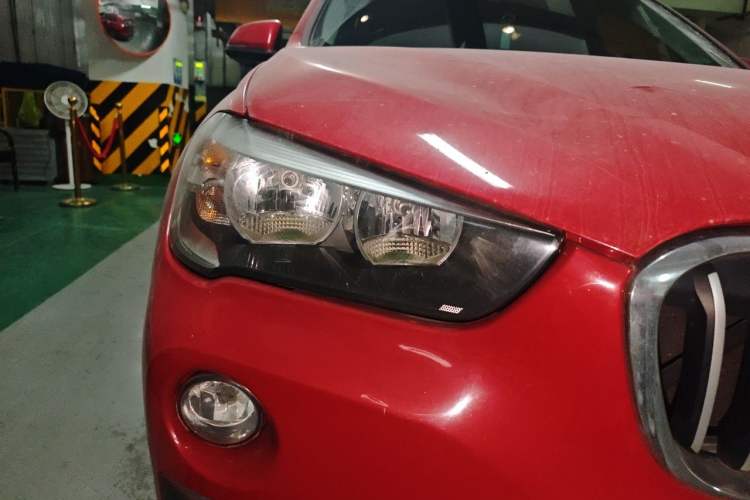 Used BMW X1 2016 sDrive18Li Fashion Model Right Front Headlight