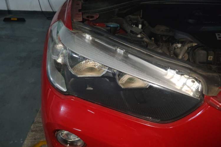 Used BMW X1 2016 sDrive18Li Fashion Model Right Front Headlight