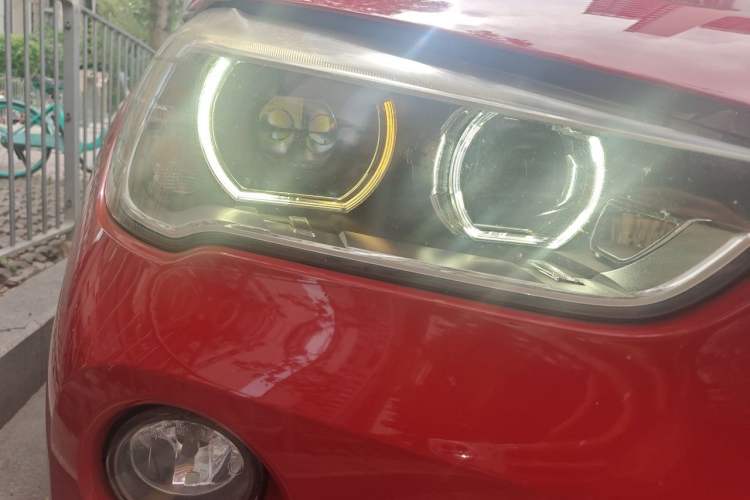 Used BMW X1 2016 sDrive20Li Luxury Model Right Front Headlight