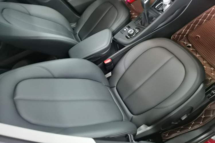 Used BMW X1 2016 sDrive18Li Fashion Model Right Front Seat