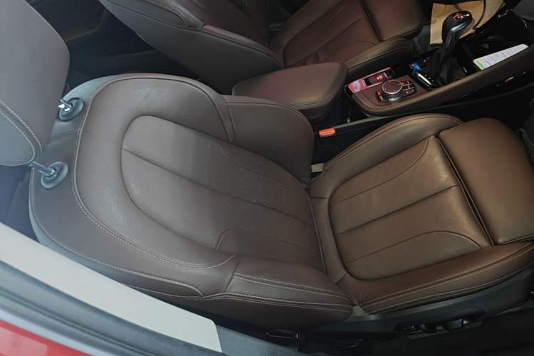 Used BMW X1 2016 xDrive20Li Luxury Model Right Front Seat