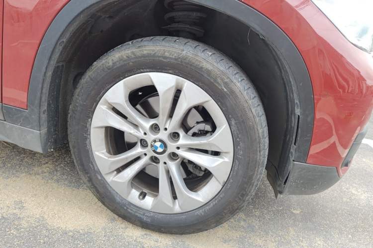 Used BMW X1 2016 sDrive18Li Premium Edition Right Front Wheel Hub