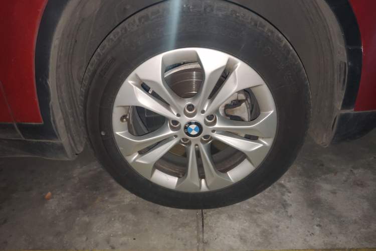 Used BMW X1 2016 sDrive18Li Premium Edition Right Front Wheel Hub