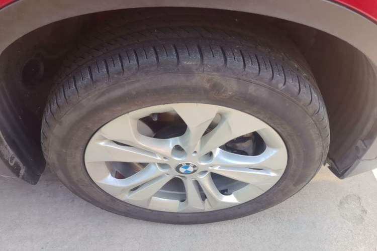 Used BMW X1 2016 sDrive18Li Premium Edition Right Front Wheel Hub