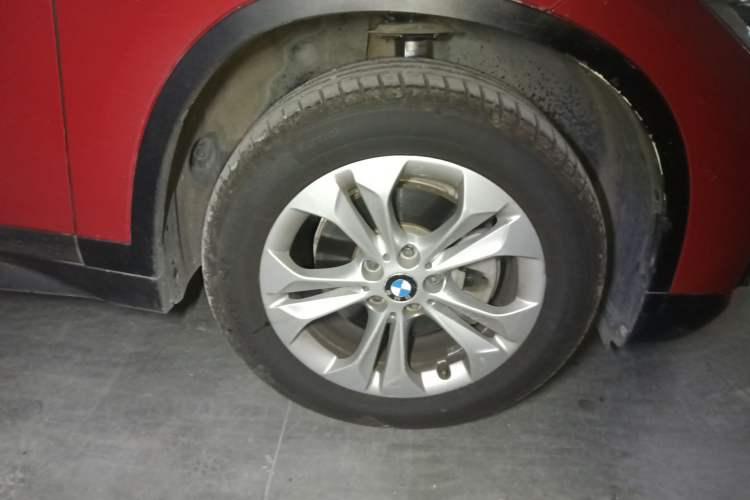Used BMW X1 2016 sDrive18Li Premium Edition Right Front Wheel Hub