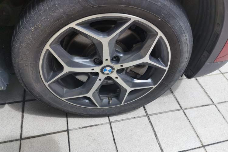 Used BMW X1 2016 sDrive20Li Luxury Model Right Front Wheel Hub
