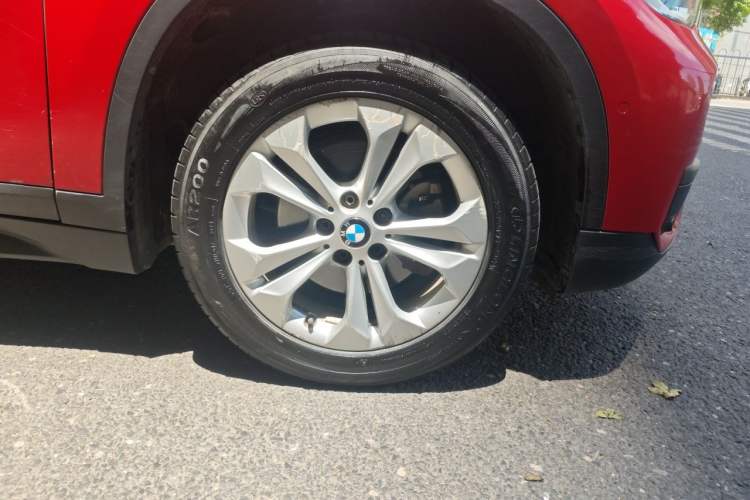 Used BMW X1 2016 sDrive18Li Premium Edition Right Front Wheel Hub