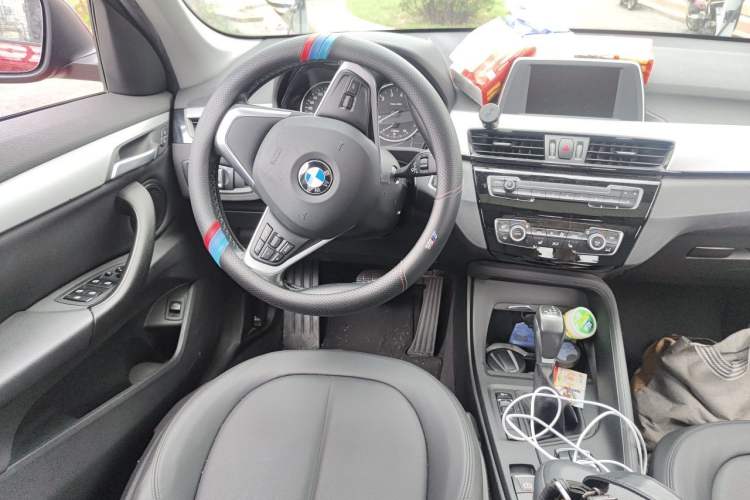 Used BMW X1 2016 sDrive18Li Premium Edition Steering Wheel