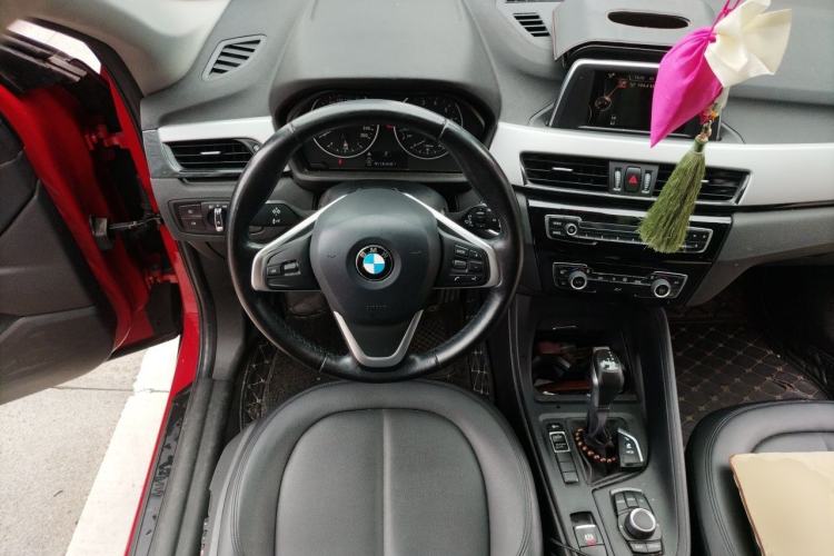 Used BMW X1 2016 sDrive18Li Fashion Model Steering Wheel