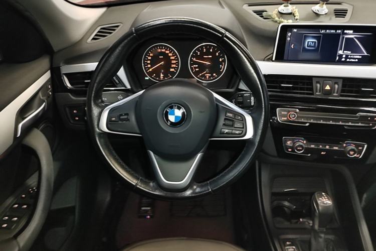 Used BMW X1 2016 sDrive18Li Fashion Model Steering Wheel