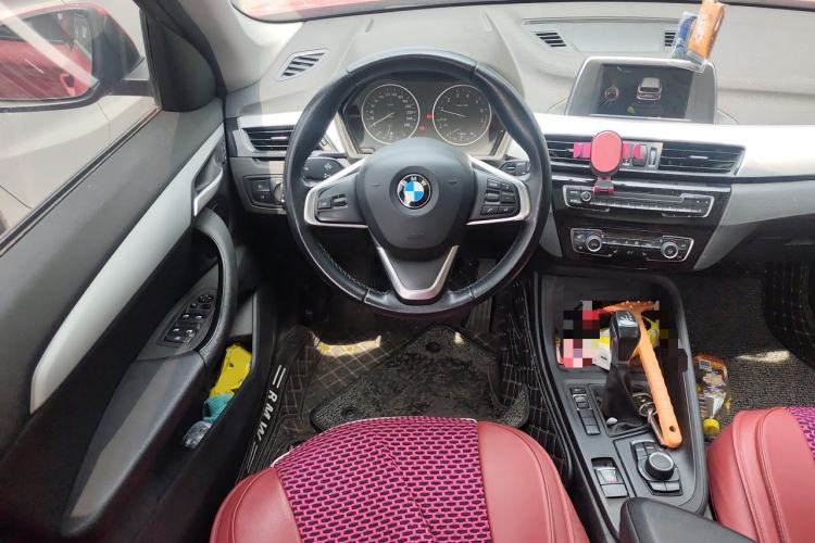 Used BMW X1 2016 sDrive18Li Fashion Model Steering Wheel