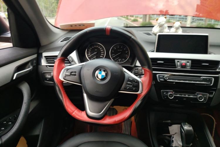 Used BMW X1 2016 sDrive18Li Fashion Model Steering Wheel