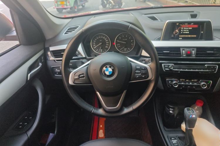 Used BMW X1 2016 sDrive18Li Premium Edition Steering Wheel