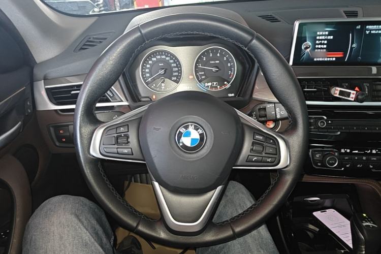 Used BMW X1 2016 xDrive20Li Luxury Model Steering Wheel
