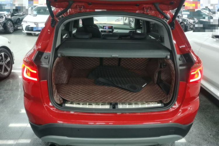 Used BMW X1 2016 sDrive18Li Fashion Model Trunk