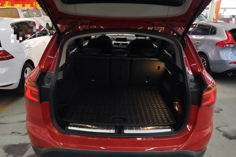 Used BMW X1 2016 sDrive18Li Fashion Model Trunk
