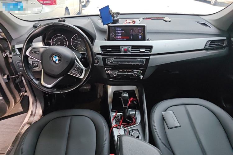 Used BMW X1 2016 sDrive18Li Fashion Model Center Console