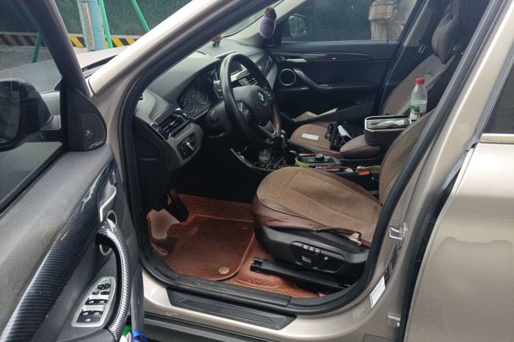 Used BMW X1 2016 sDrive18Li Premium Edition Driver Seat