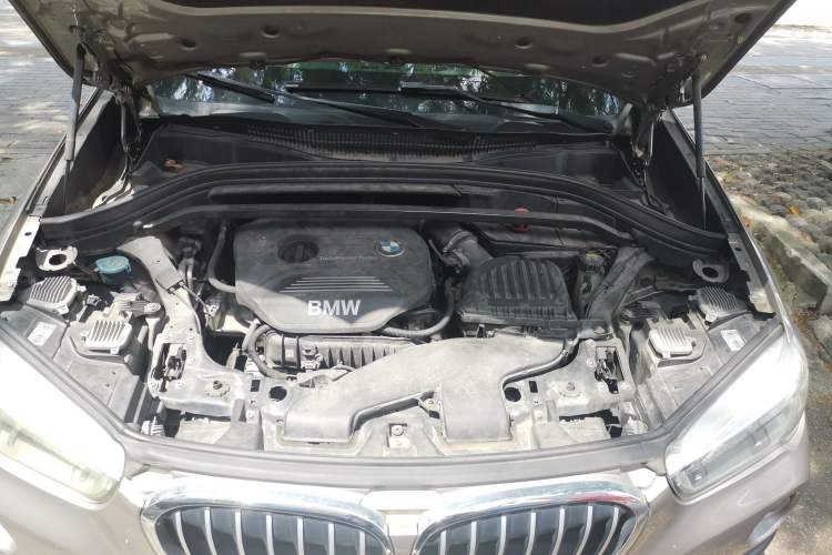 Used BMW X1 2016 sDrive18Li Premium Edition Engine Bay