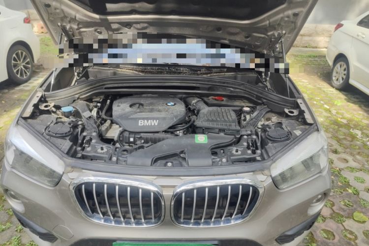 Used BMW X1 2016 sDrive18Li Fashion Model Engine Bay