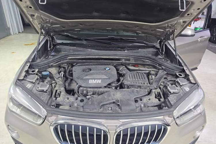 Used BMW X1 2016 sDrive18Li Premium Edition Engine Bay