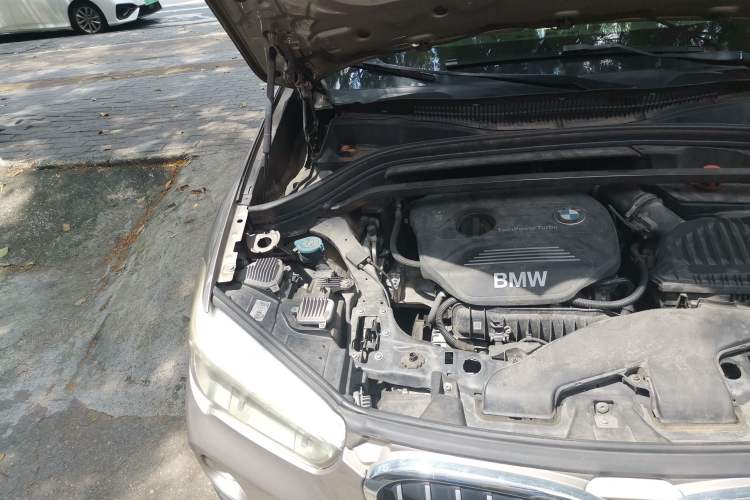 Used BMW X1 2016 sDrive18Li Premium Edition Engine Bay Right