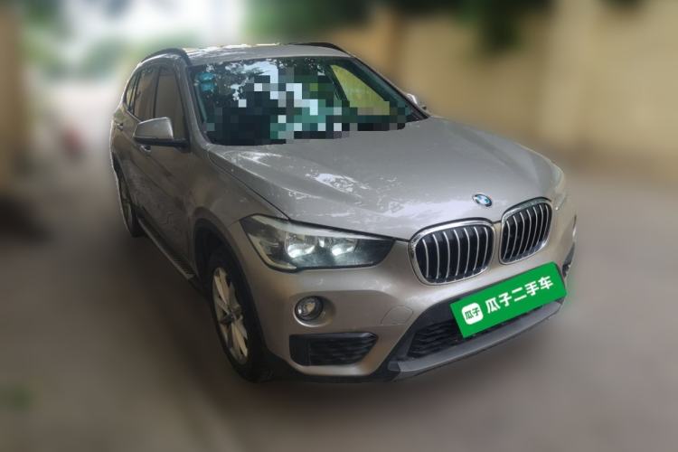 Used BMW X1 2016 sDrive18Li Fashion Model Front Right 45 Deg
