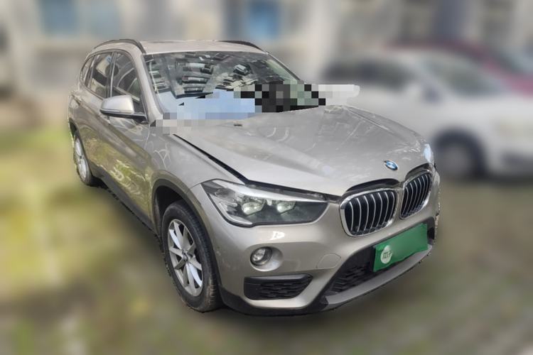 Used BMW X1 2016 sDrive18Li Fashion Model Front Right 45 Deg