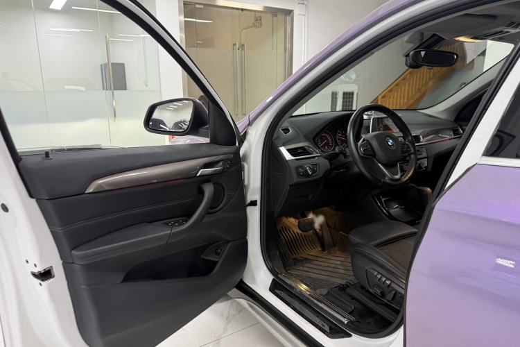Used BMW X1 2016 sDrive20Li Luxury Model Interior 7