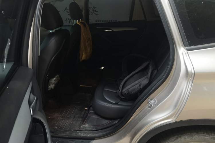 Used BMW X1 2016 sDrive18Li Fashion Model Left Rear Seat