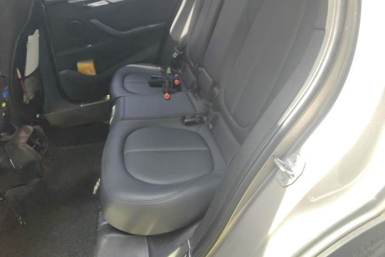 Used BMW X1 2016 sDrive18Li Fashion Model Left Rear Seat