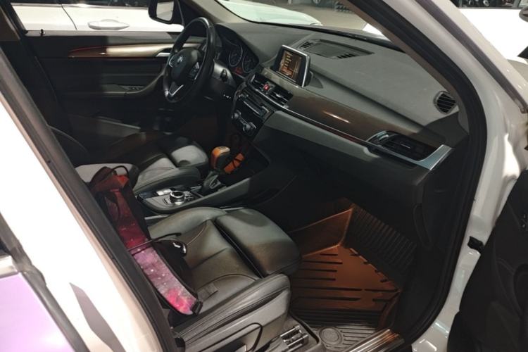Used BMW X1 2016 sDrive20Li Luxury Model Right Front Seat
