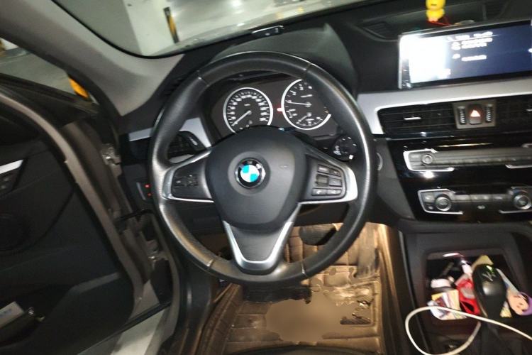 Used BMW X1 2016 sDrive18Li Fashion Model Steering Wheel