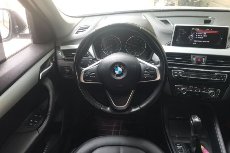 Used BMW X1 2016 sDrive18Li Fashion Model Steering Wheel