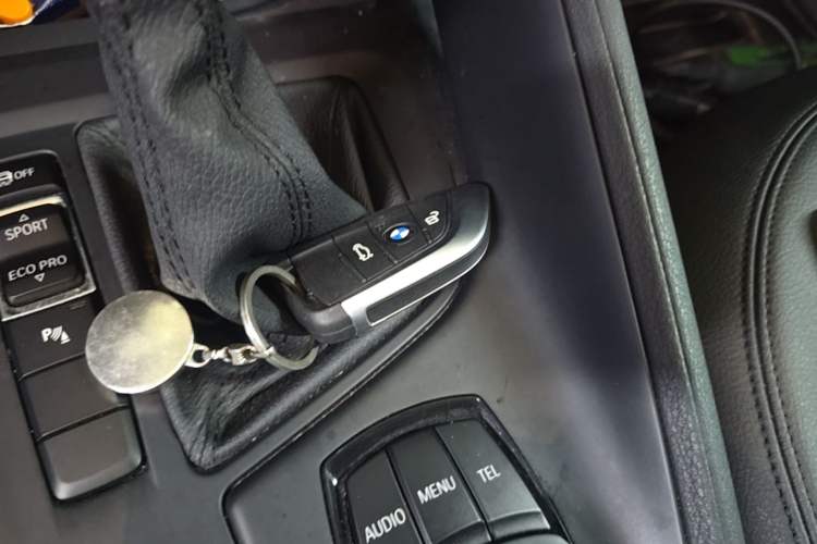 Used BMW X1 2016 sDrive18Li Premium Edition Vehicle Key