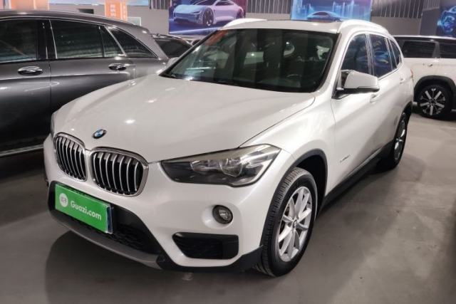 Ojetý BMW X1 2016 sDrive18Li Fashion Model