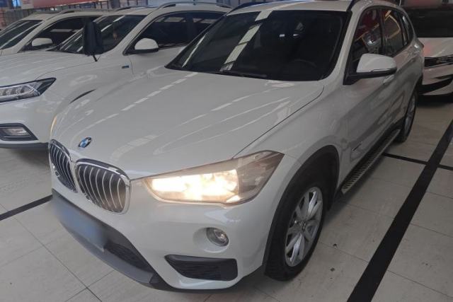 Ojetý BMW X1 2016 sDrive18Li Fashion Model
