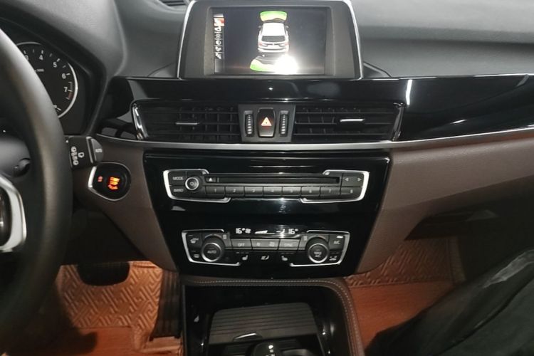 Used BMW X1 2016 sDrive20Li Luxury Model Audio And AC Panel