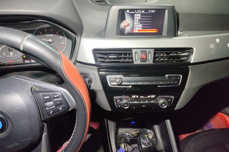 Used BMW X1 2016 sDrive18Li Fashion Model Audio And AC Panel
