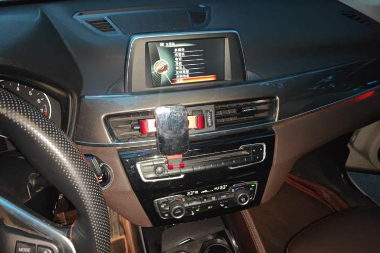 Used BMW X1 2016 sDrive20Li Luxury Model Audio And AC Panel