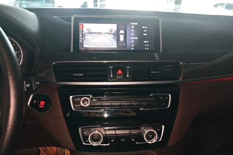 Used BMW X1 2016 sDrive20Li Luxury Model Audio And AC Panel