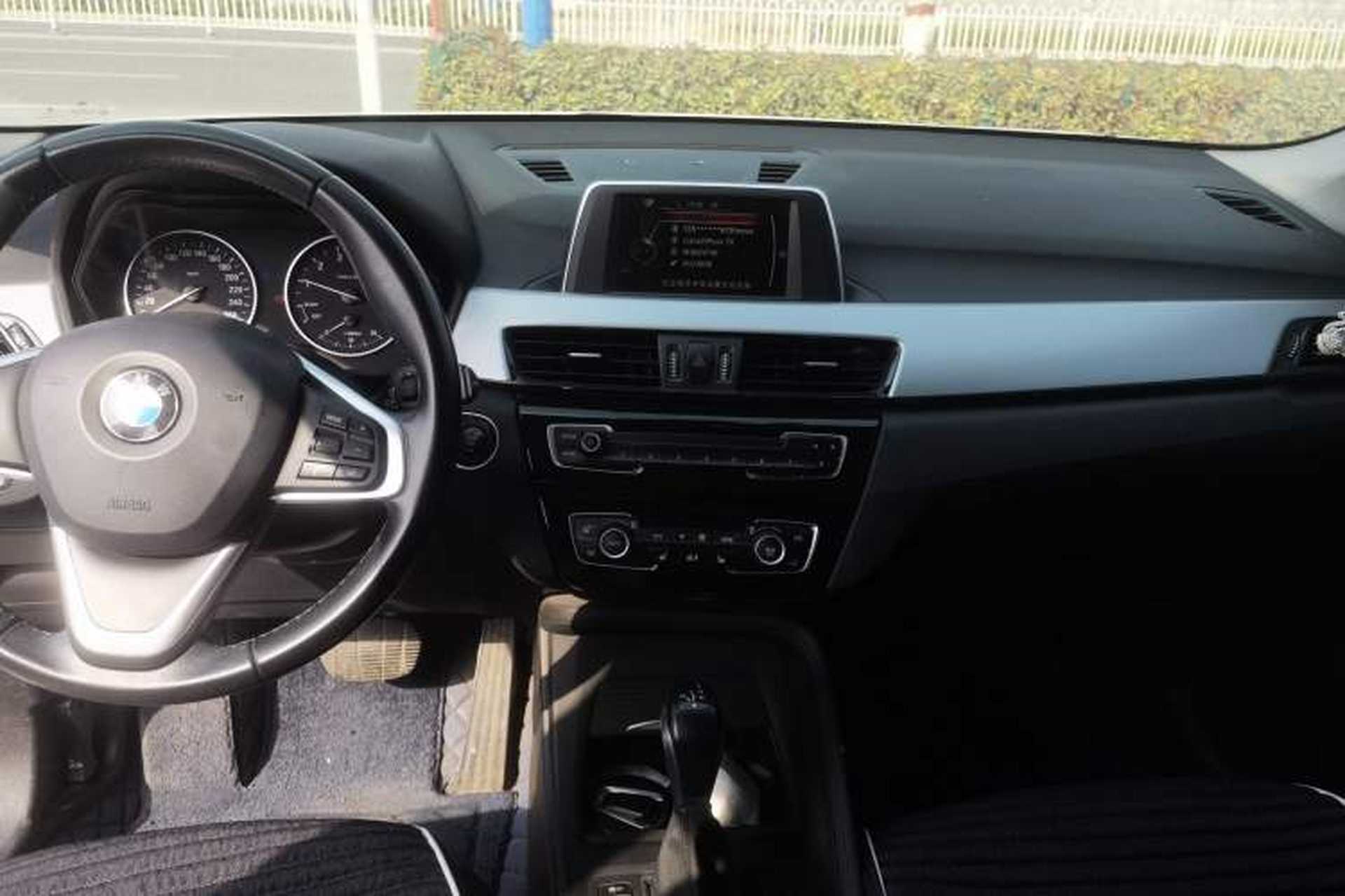 Used BMW X1 2016 sDrive18Li Premium Edition Audio And AC Panel